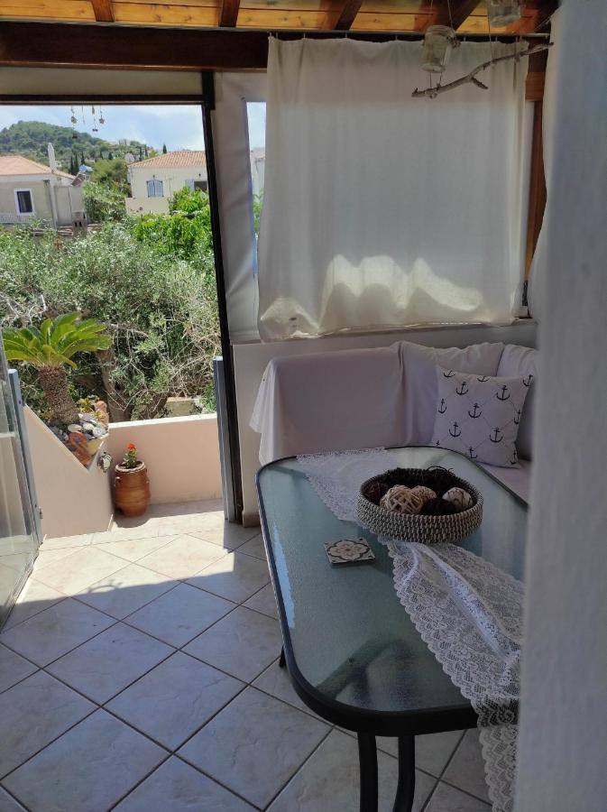 Angelic House Villa Spetses Town ภายนอก รูปภาพ
