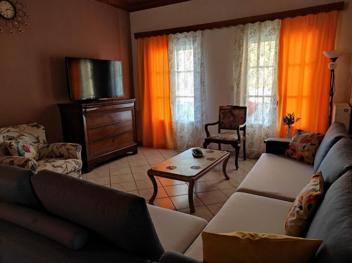 Angelic House Villa Spetses Town ภายนอก รูปภาพ
